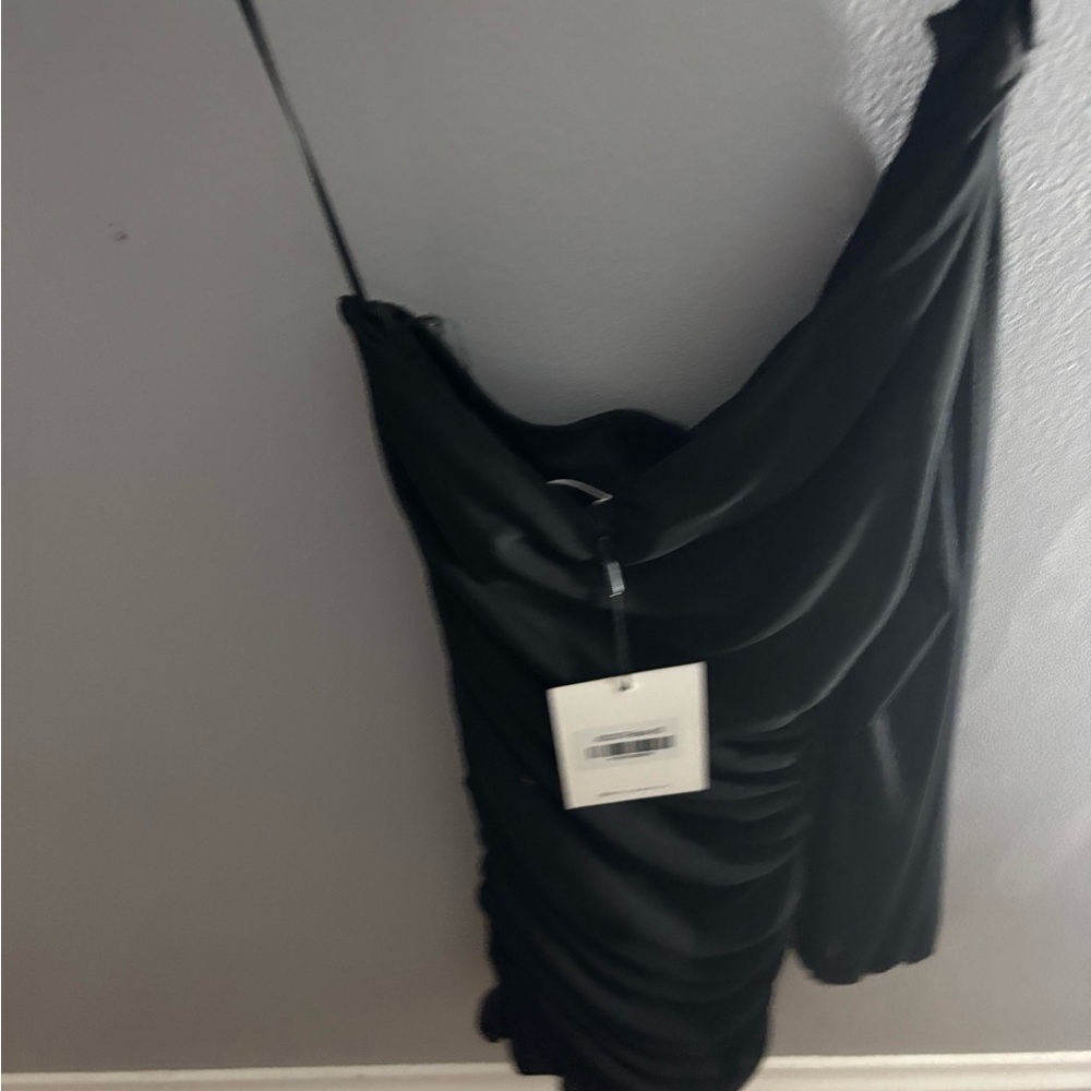 Hello Molly Not history  Black One-Shoulder Dress size S NWT - Picture 3 of 6